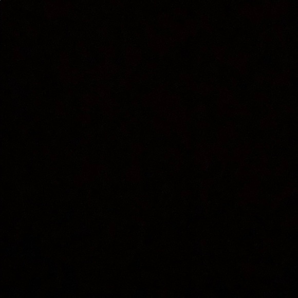 Meet your Posher, Sara - Picture 1 of 1